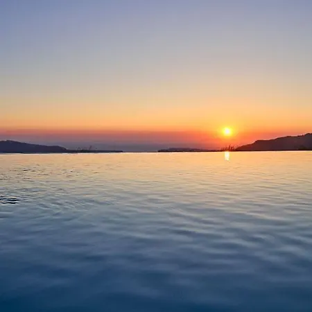 Hotel Nobu Santorini Imerovigli (Santorini)