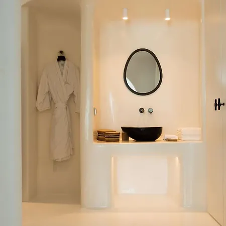 Nobu Santorini Hotel