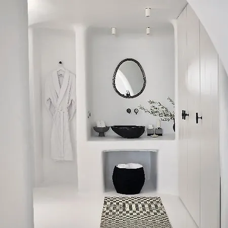 Hotel Nobu Santorini (adults Only)